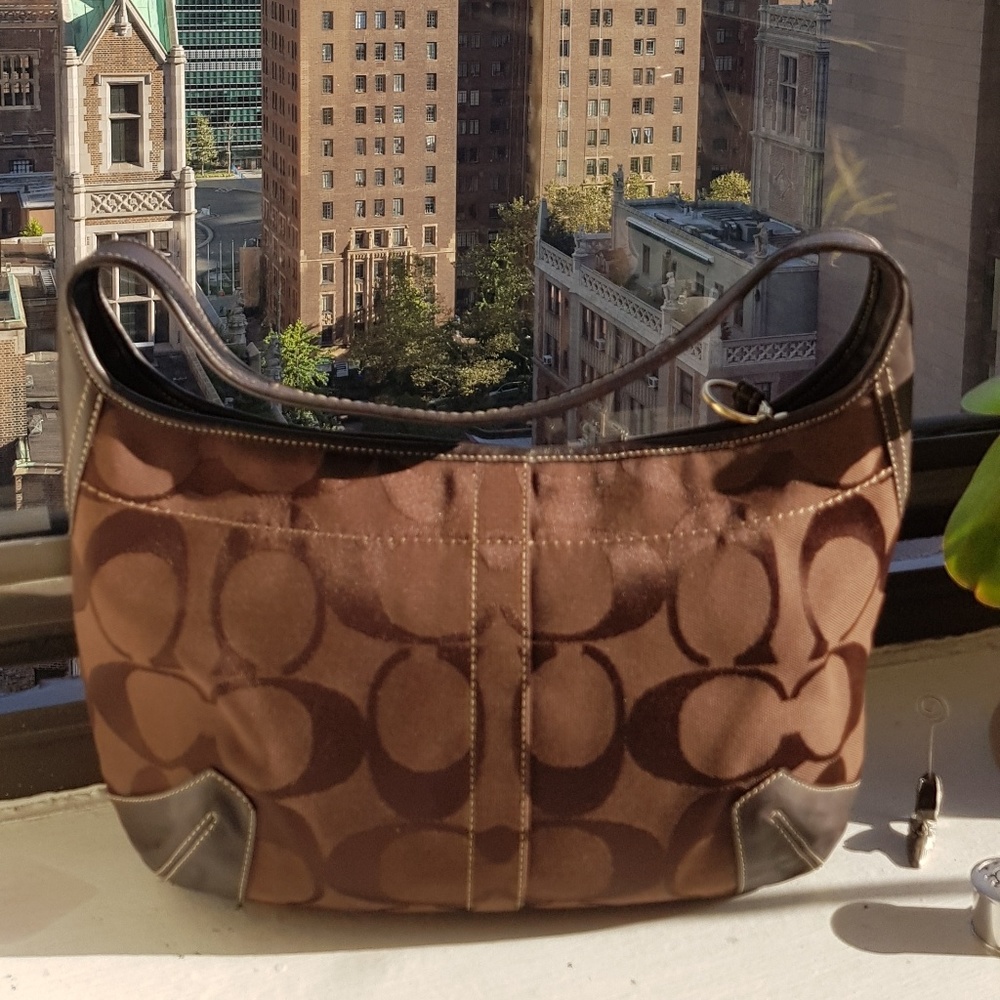 Hand bag - Picture 2 of 4